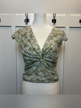 Midnight Sky Sz Large Crop Top Smocked Back Flutter Sleeve Tropical Green Floral